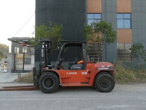 10噸4米叉車(chē)